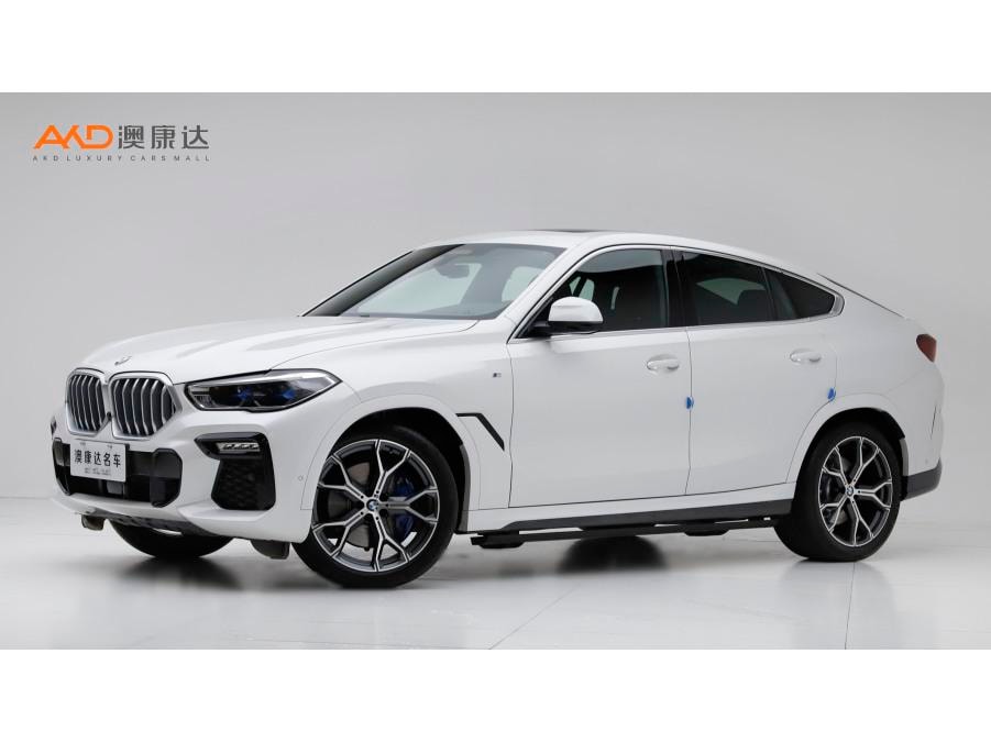 BMW X6 2021 — фото автомобиля