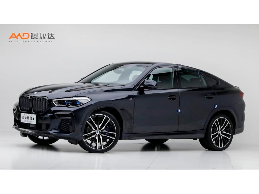 BMW X6 2022 — фото автомобиля