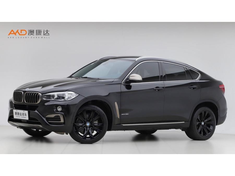 BMW X6 2018 — фото автомобиля