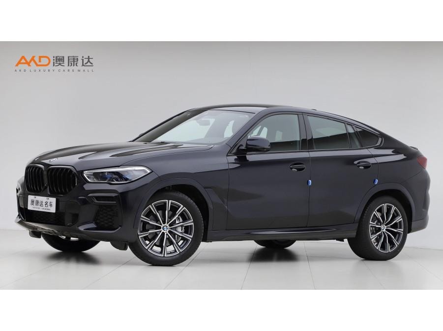 BMW X6 2022 — фото автомобиля