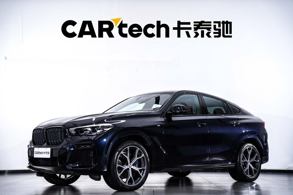 BMW X6 2022 — фото автомобиля