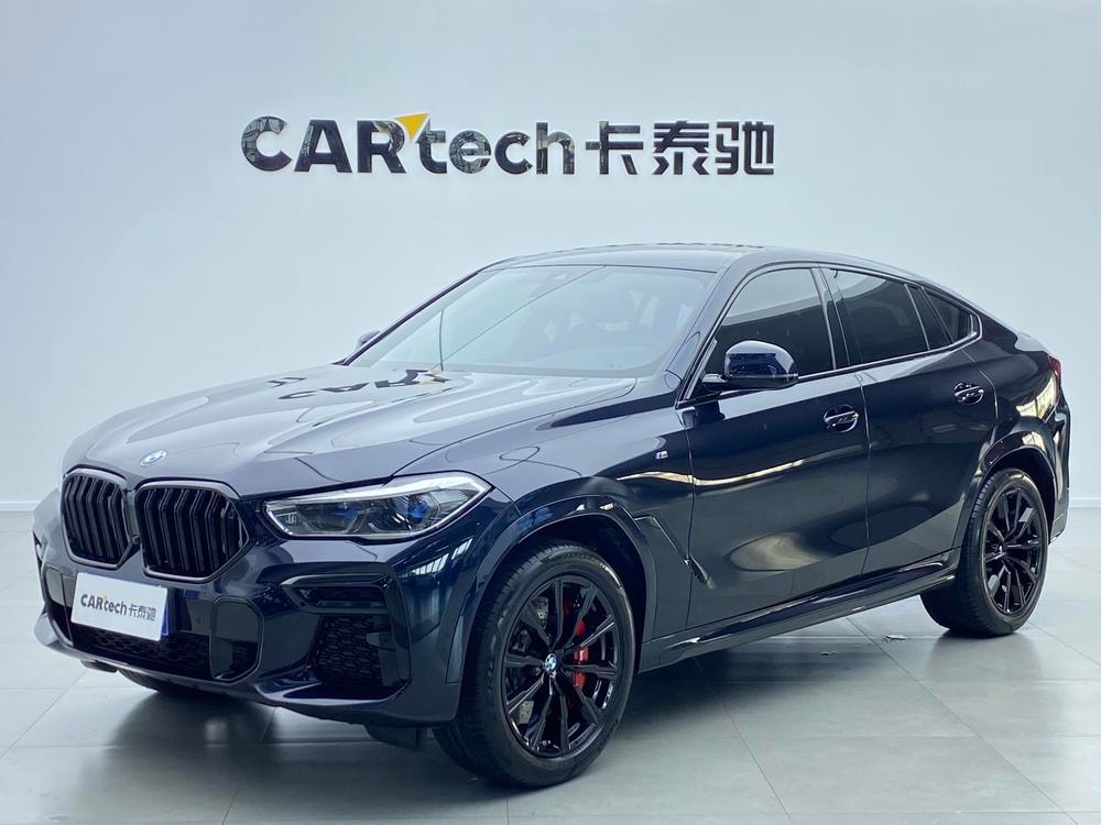 BMW X6 2022 — фото автомобиля 1