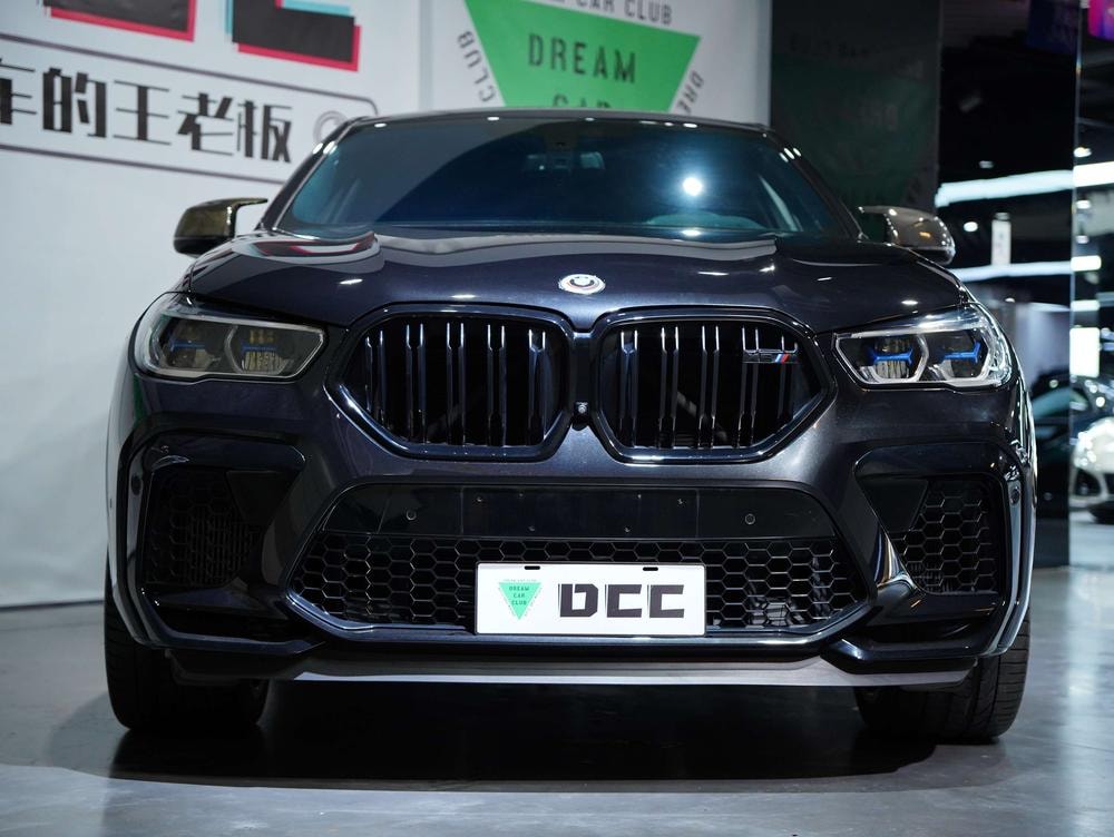 BMW X6 M 2021 — фото автомобиля