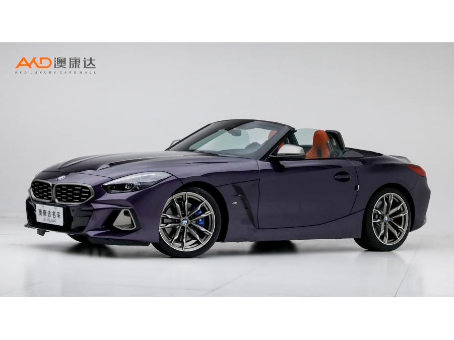 BMW Z4 2023 — фото автомобиля