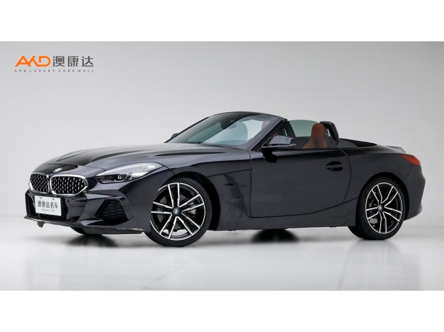 BMW Z4 2019 — фото автомобиля