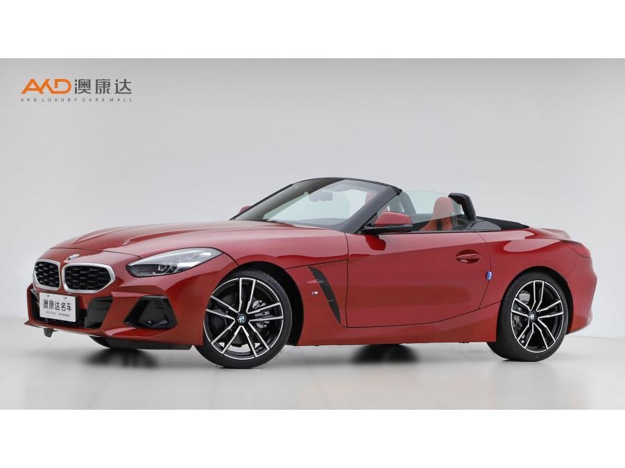 BMW Z4 2023 — фото автомобиля