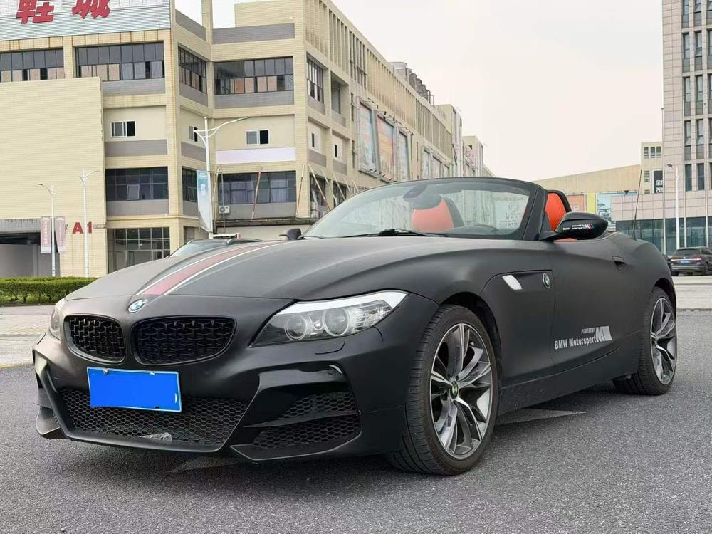 BMW Z4 2009 — фото автомобиля