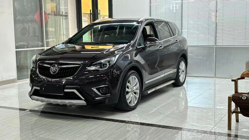 Buick Envision 2018 — фото автомобиля 1