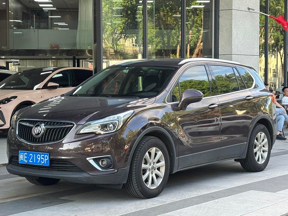 Buick Envision 2018 — фото автомобиля