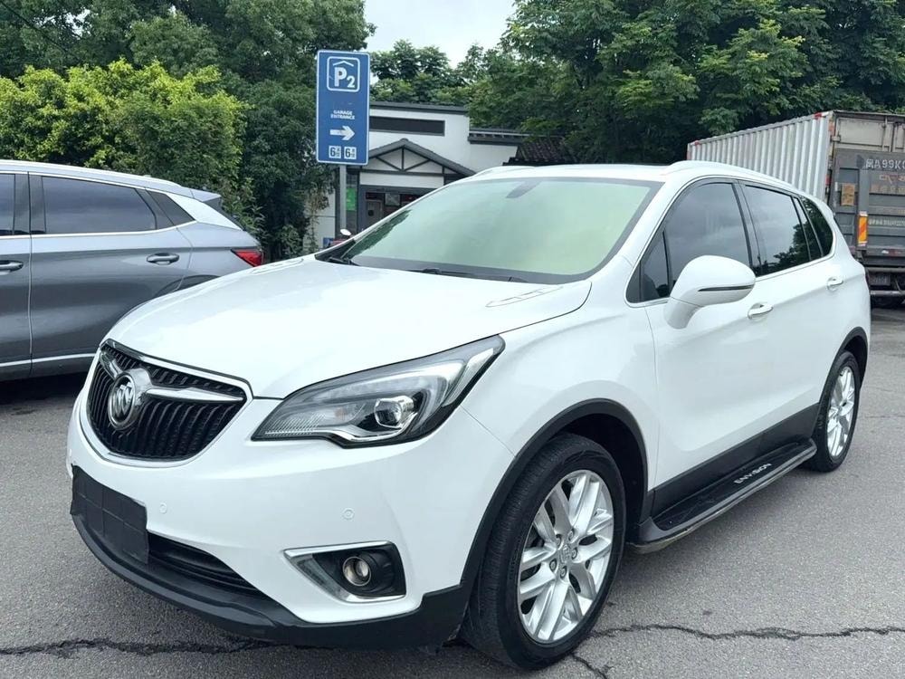 Buick Envision 2018 — фото автомобиля
