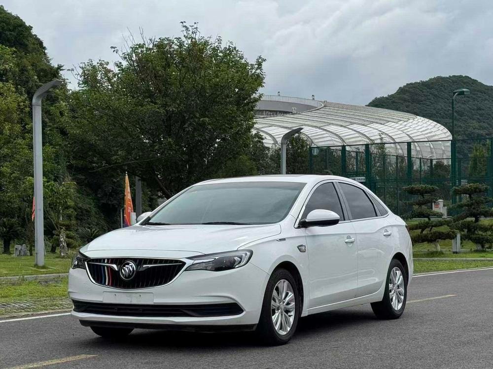 Buick Excelle 2021 — фото автомобиля