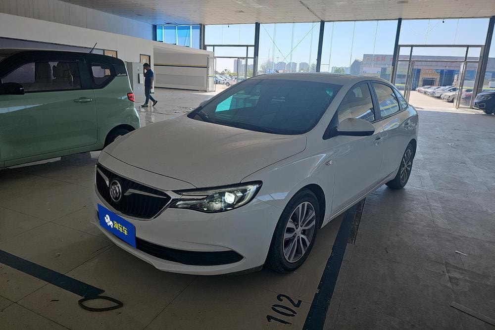 Buick Excelle 2021 — фото автомобиля