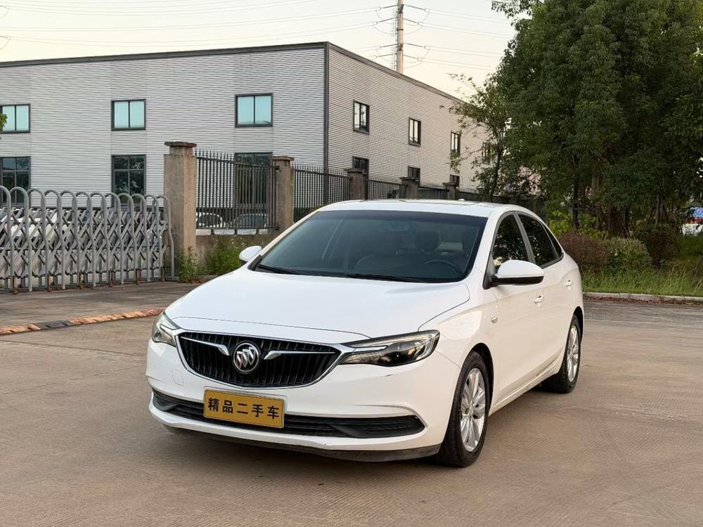 Buick Excelle 2019 — фото автомобиля 1