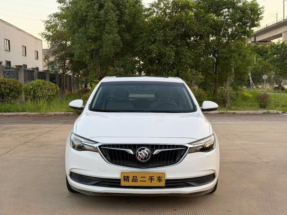 Buick Excelle 2019 — фото автомобиля