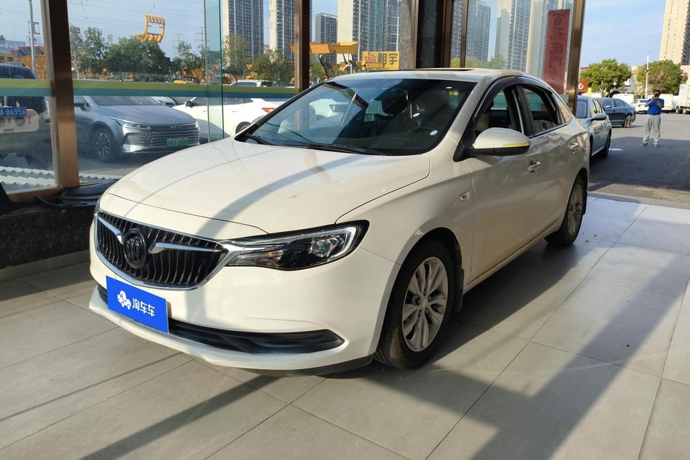 Buick Excelle 2021 — фото автомобиля 1