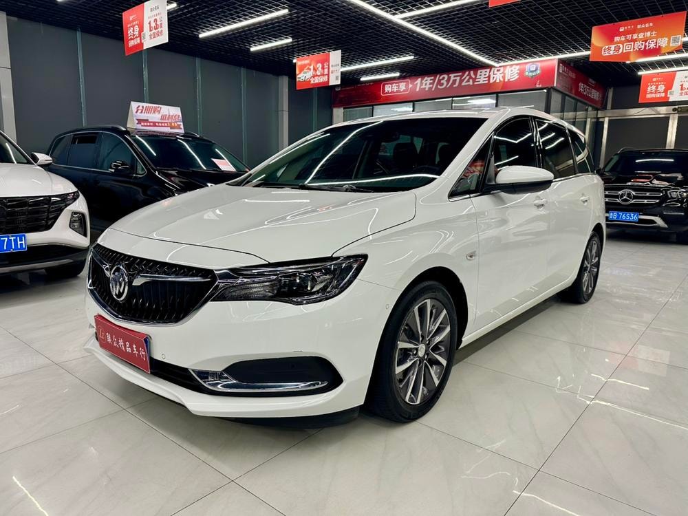 Buick GL6 2018 — фото автомобиля