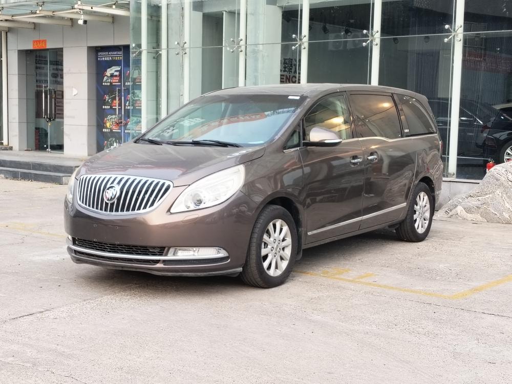 Buick GL8 2013 — фото автомобиля