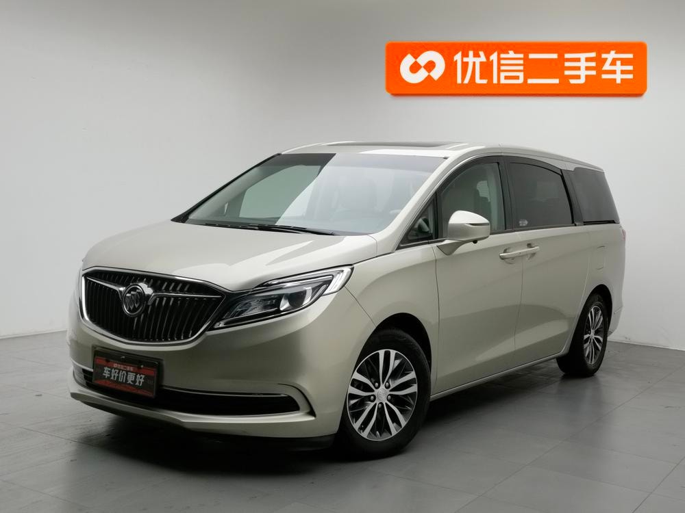 Buick GL8 2017 — фото автомобиля 1