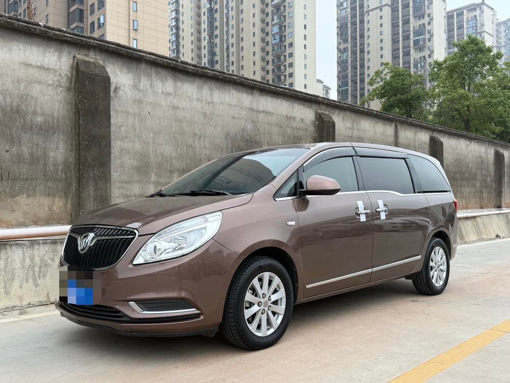 Buick GL8 2018 — фото автомобиля