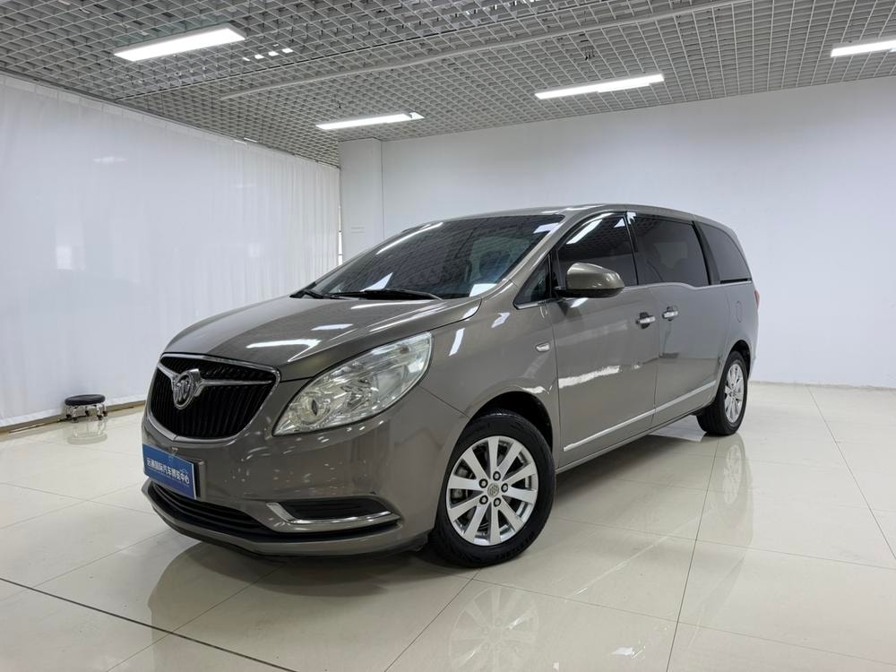 Buick GL8 2018 — фото автомобиля
