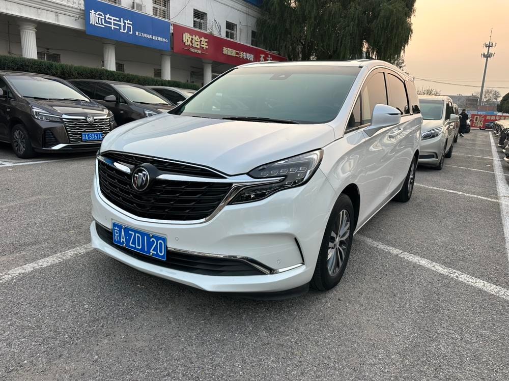 Buick GL8 2022 — фото автомобиля