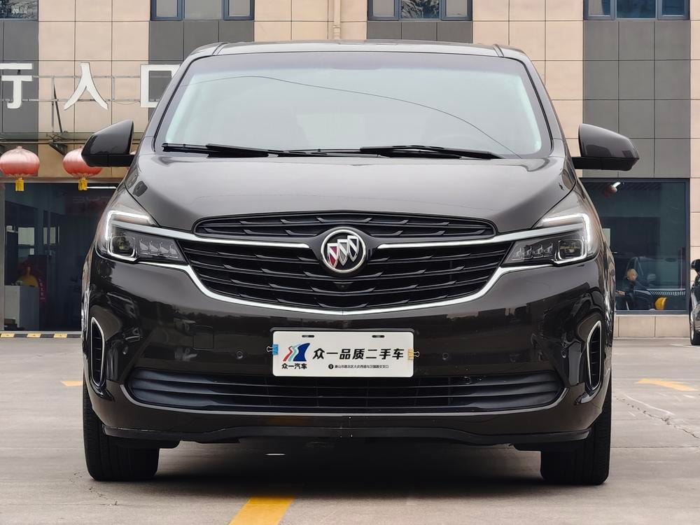 Buick GL8 2022 — фото автомобиля