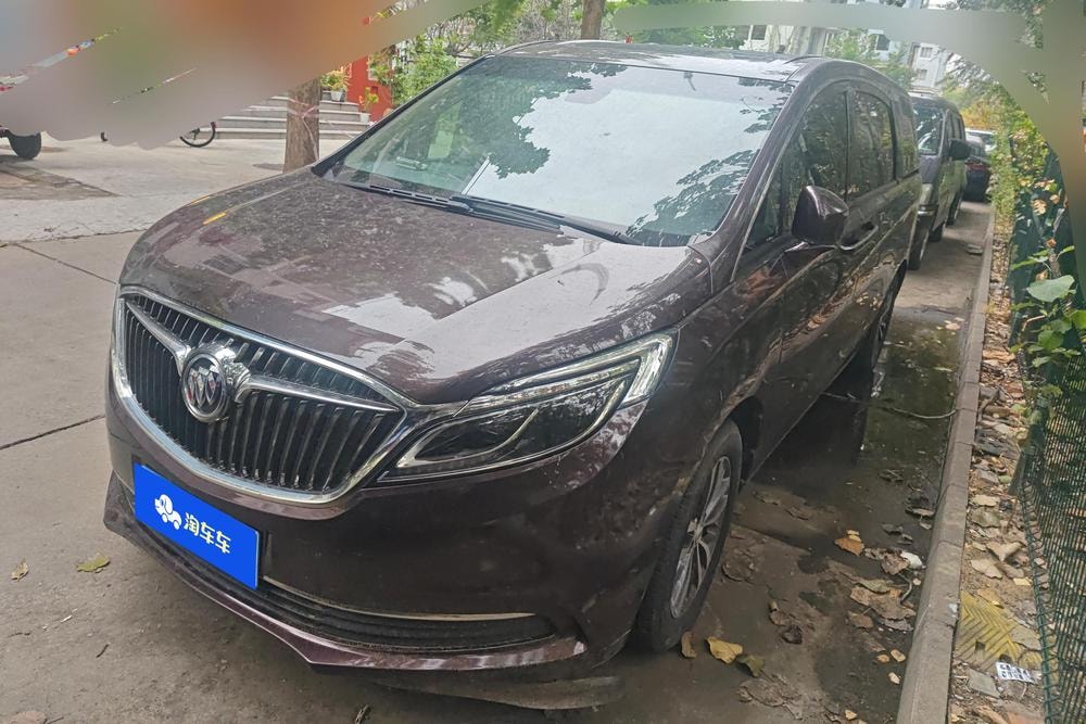 Buick GL8 2017 — фото автомобиля
