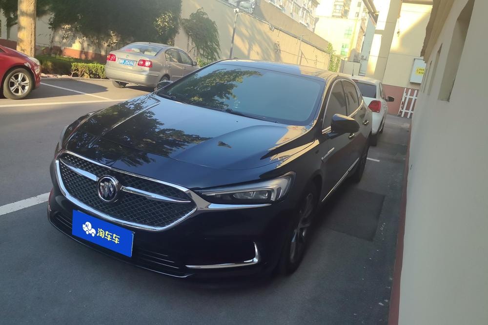 Buick LaCrosse 2021 — фото автомобиля