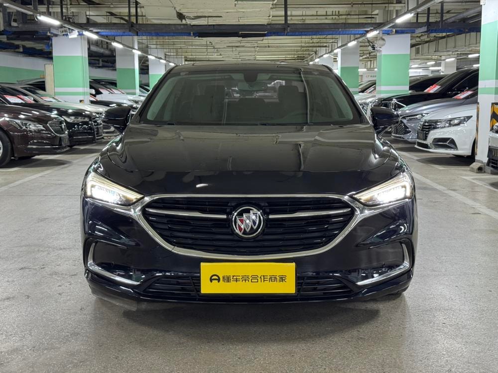 Buick LaCrosse 2020 — фото автомобиля 1