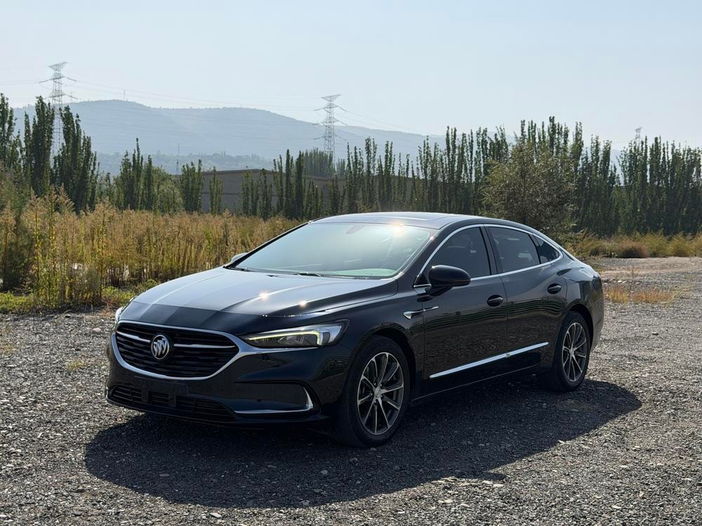 Buick LaCrosse 2022 — фото автомобиля 1