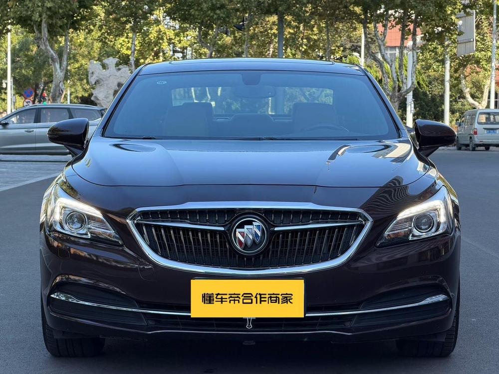 Buick LaCrosse 2016 — фото автомобиля 1