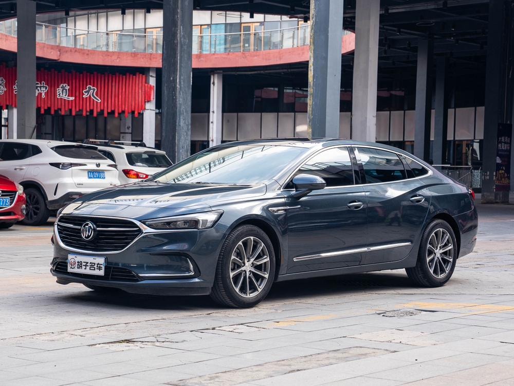 Buick LaCrosse 2022 — фото автомобиля 1