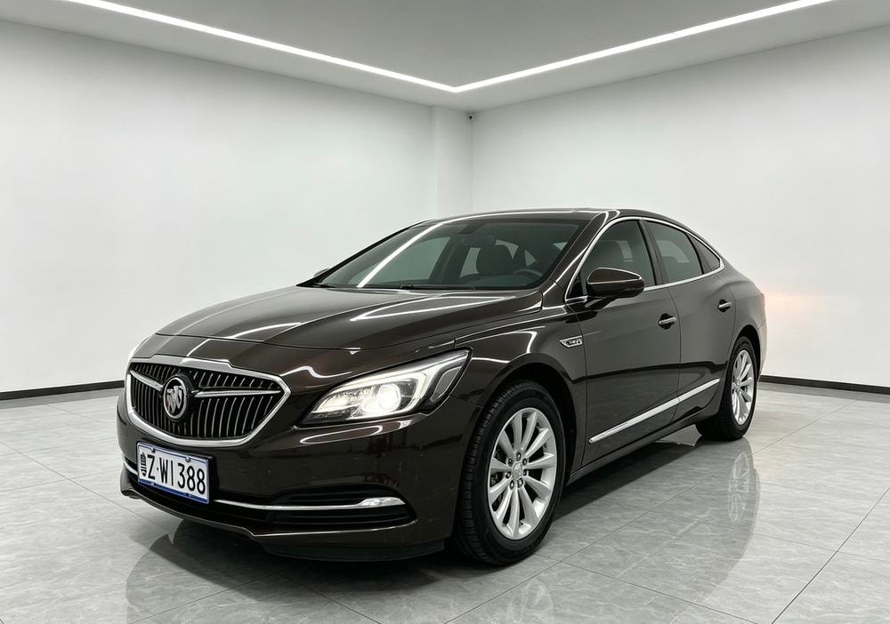 Buick LaCrosse 2018 — фото автомобиля 1