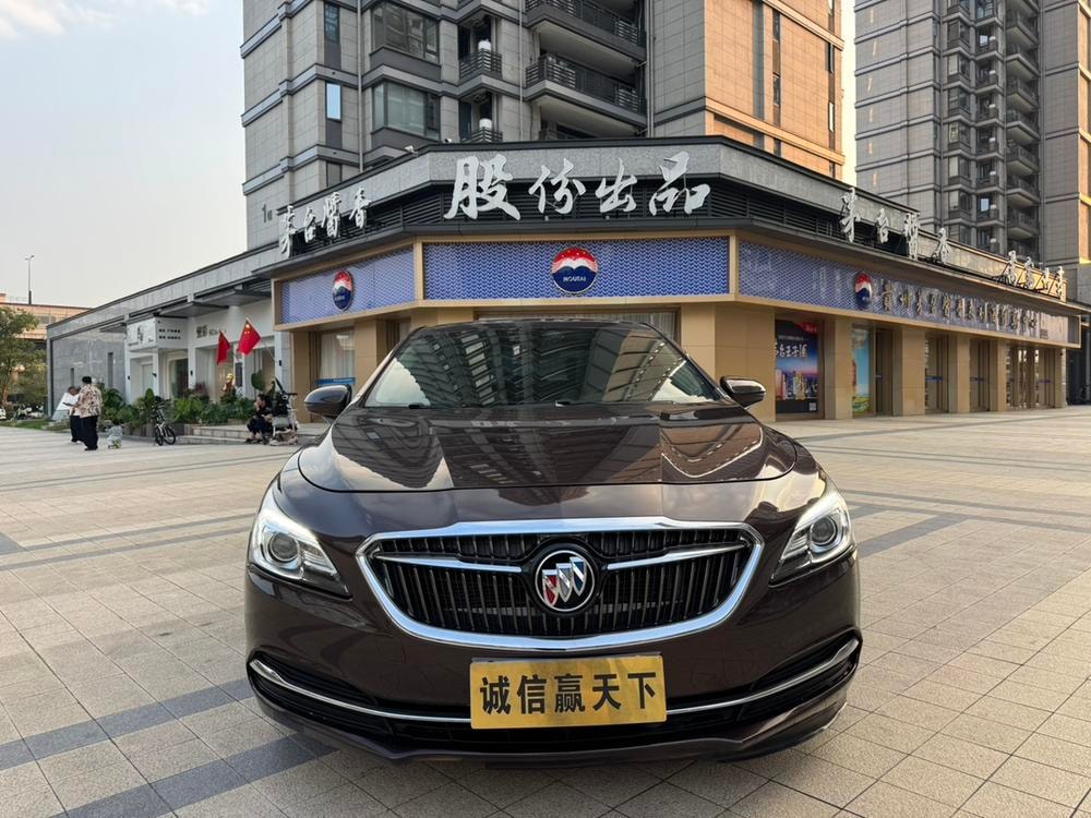 Buick LaCrosse 2016 — фото автомобиля