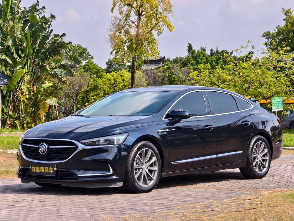 Buick LaCrosse 2021 — фото автомобиля