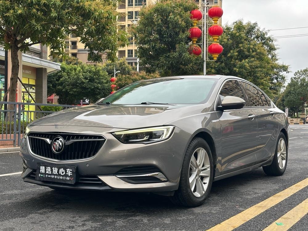 Buick Regal 2017 — фото автомобиля