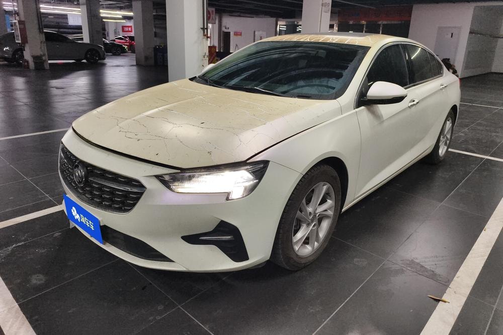 Buick Regal 2020 — фото автомобиля 1