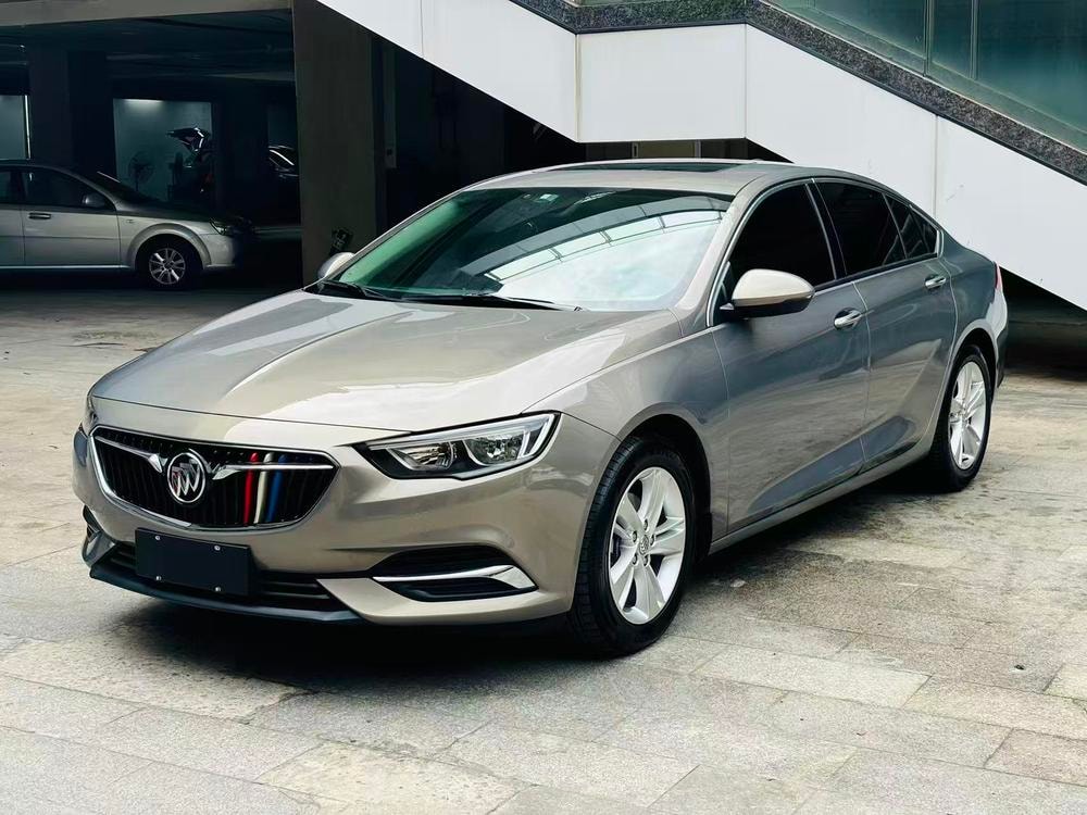Buick Regal 2017 — фото автомобиля