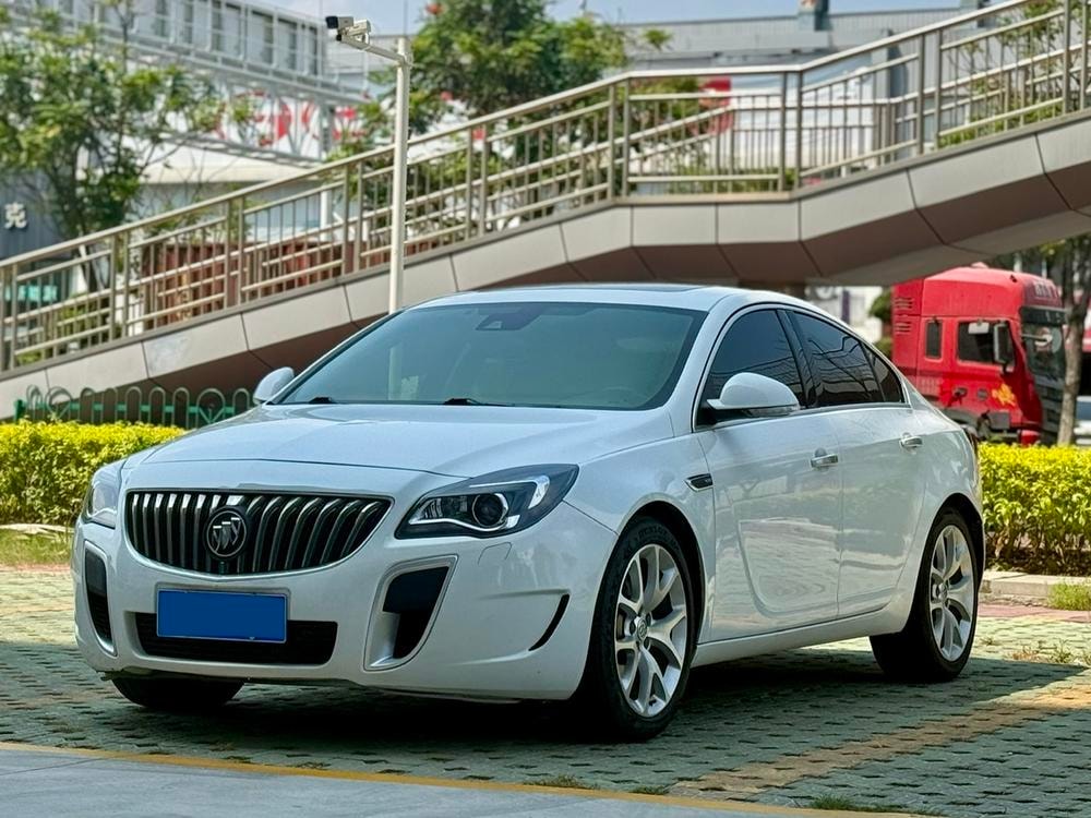 Buick Regal 2015 — фото автомобиля