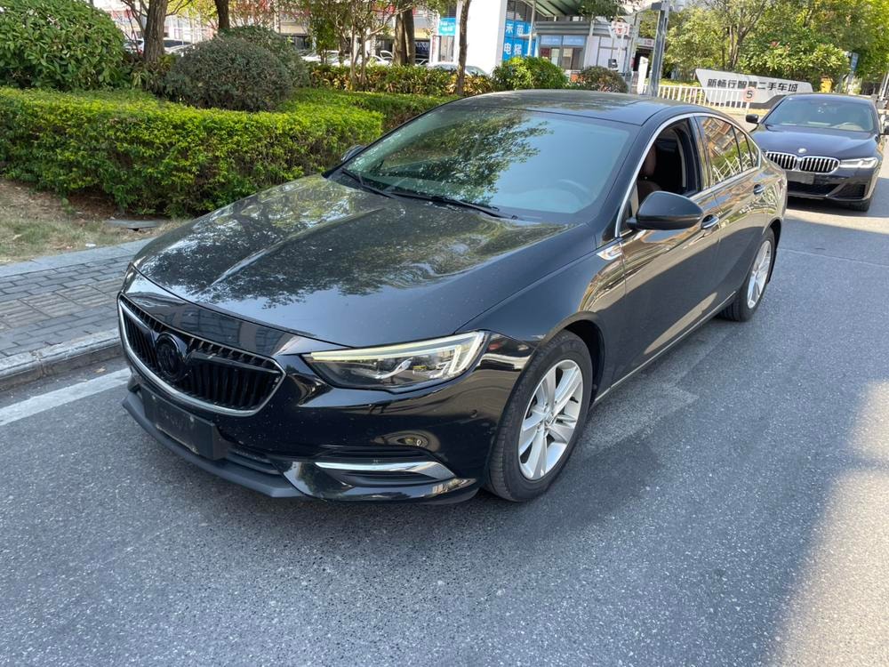 Buick Regal 2019 — фото автомобиля