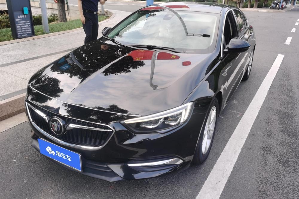Buick Regal 2017 — фото автомобиля
