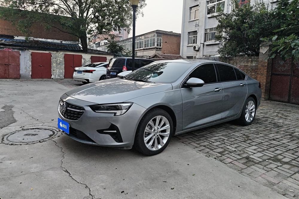 Buick Regal 2023 — фото автомобиля