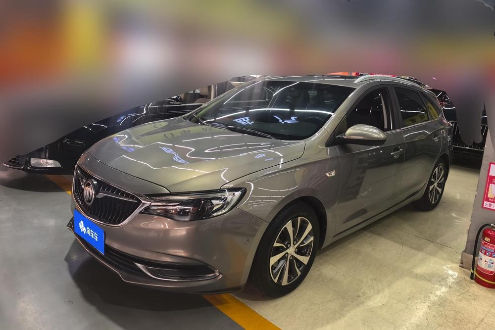 Buick Yuelang 2018 — фото автомобиля 1