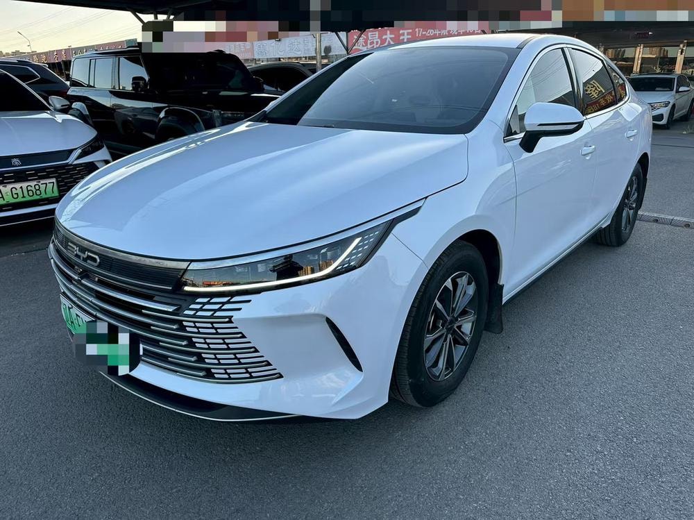 BYD Destroyer 05 2024 — фото автомобиля 1