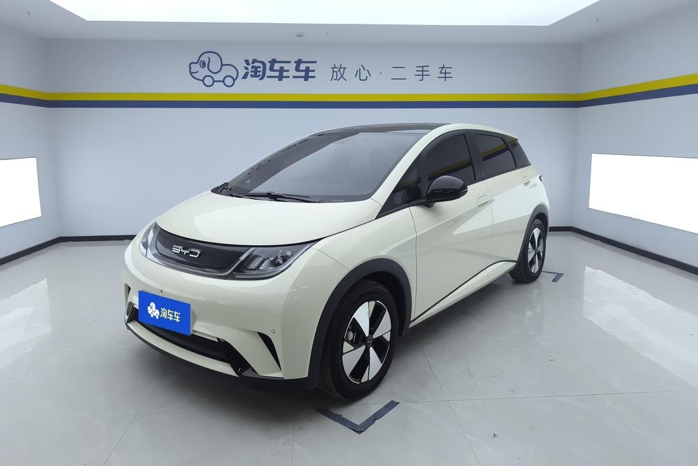 BYD Dolphin 2023 — фото автомобиля 1