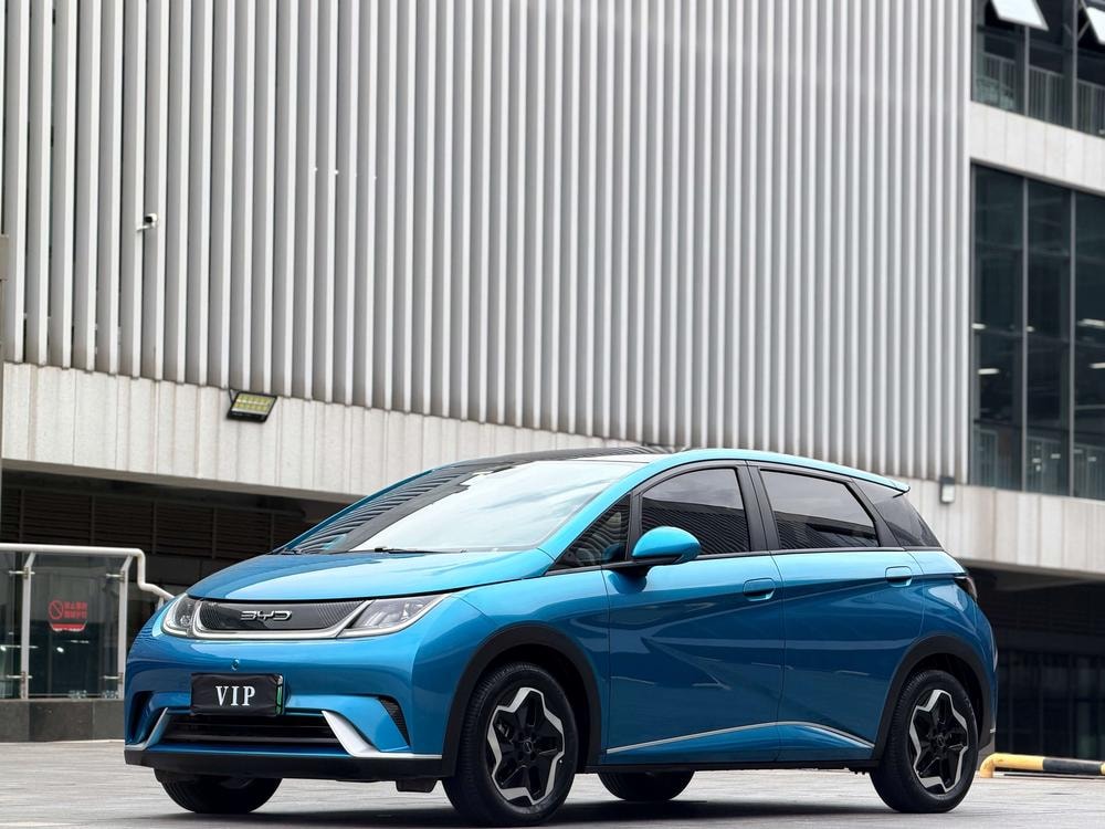 BYD Dolphin 2021 — фото автомобиля 1