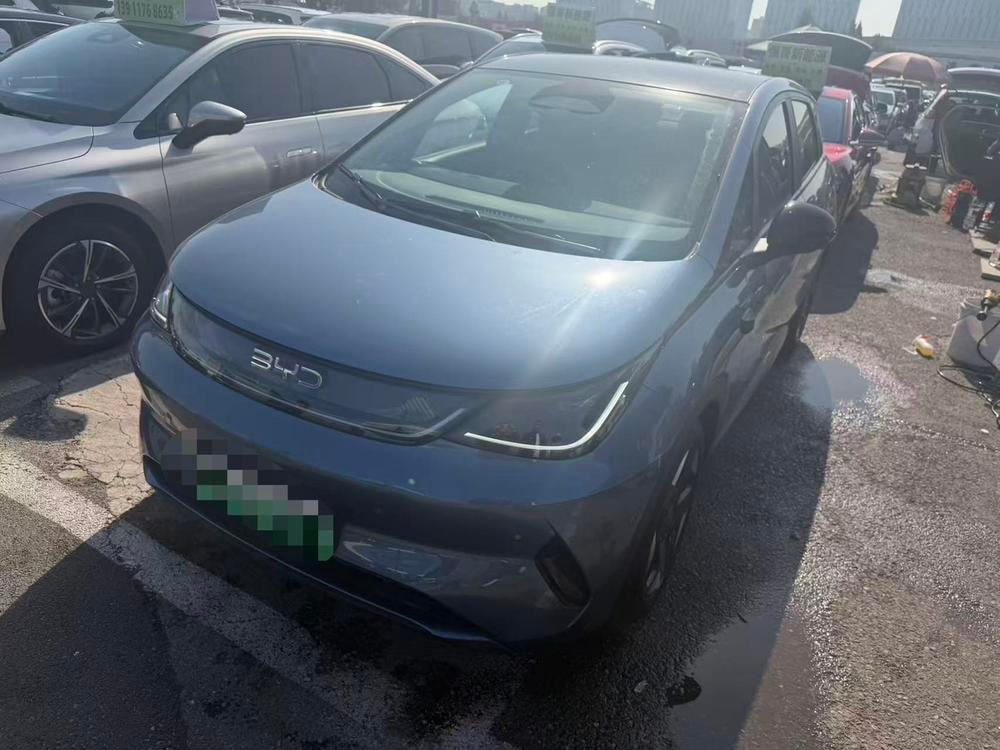BYD Dolphin 2025 — фото автомобиля