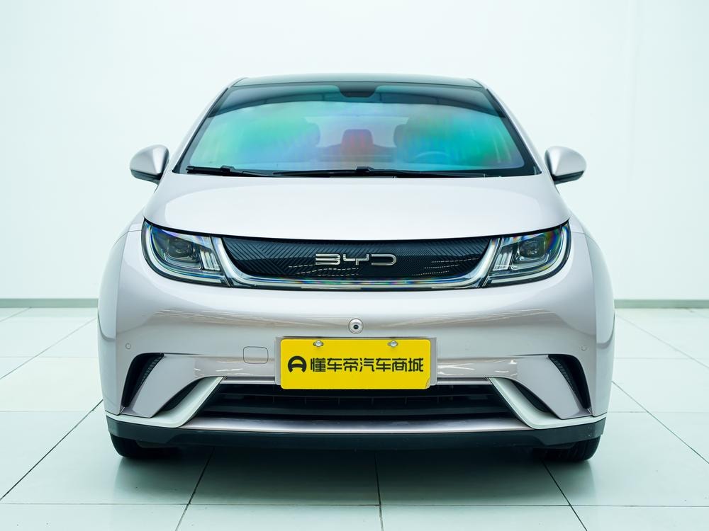BYD Dolphin 2023 — фото автомобиля