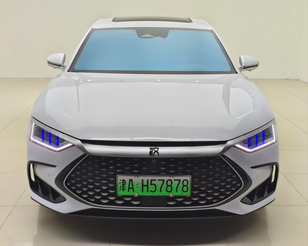 BYD Han DM 2023 — фото автомобиля 1