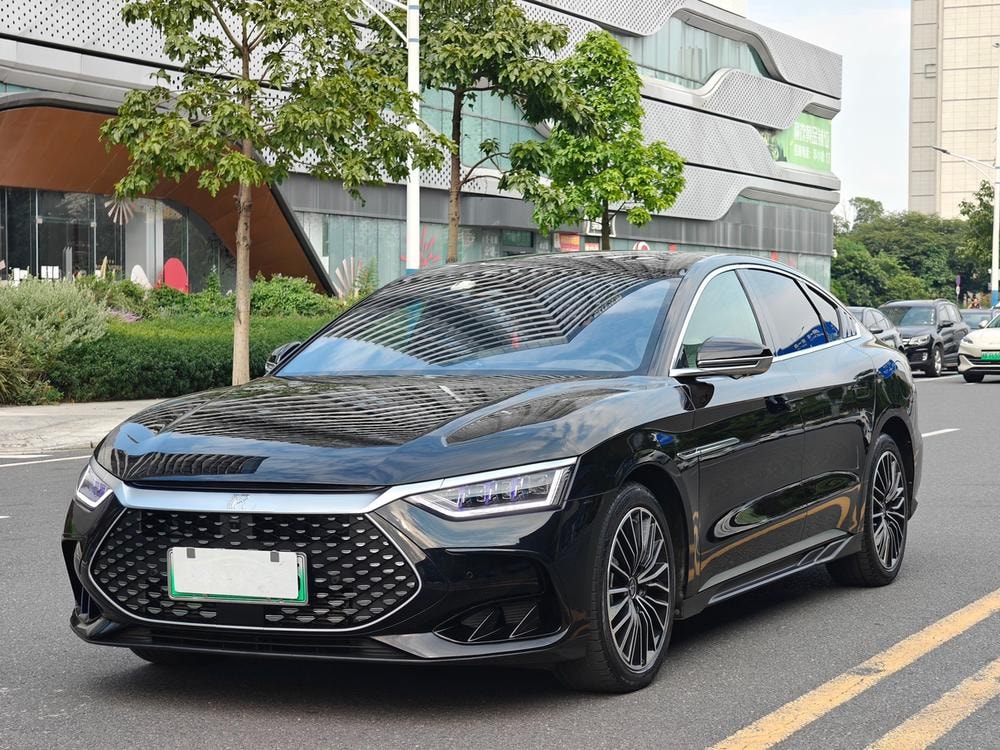 BYD Han DM 2022 — фото автомобиля 1